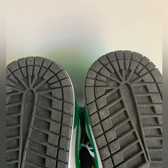 ❌SOLD❌Air Jordan 1 mid lucky green - Picture 12 of 13